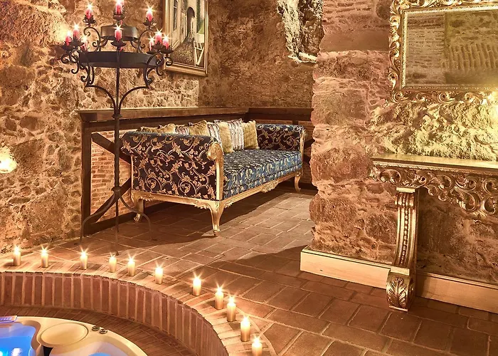 Solar Antigo Luxury شقة *